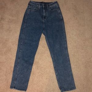 hollister dark-wash mom jeans